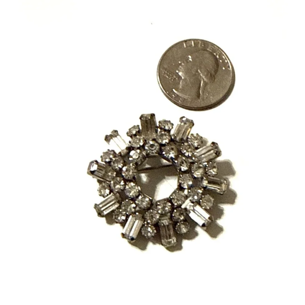 Vintage Crystal Rhinestone Baguette Cluster Brooch Round Statement Pin 2.5